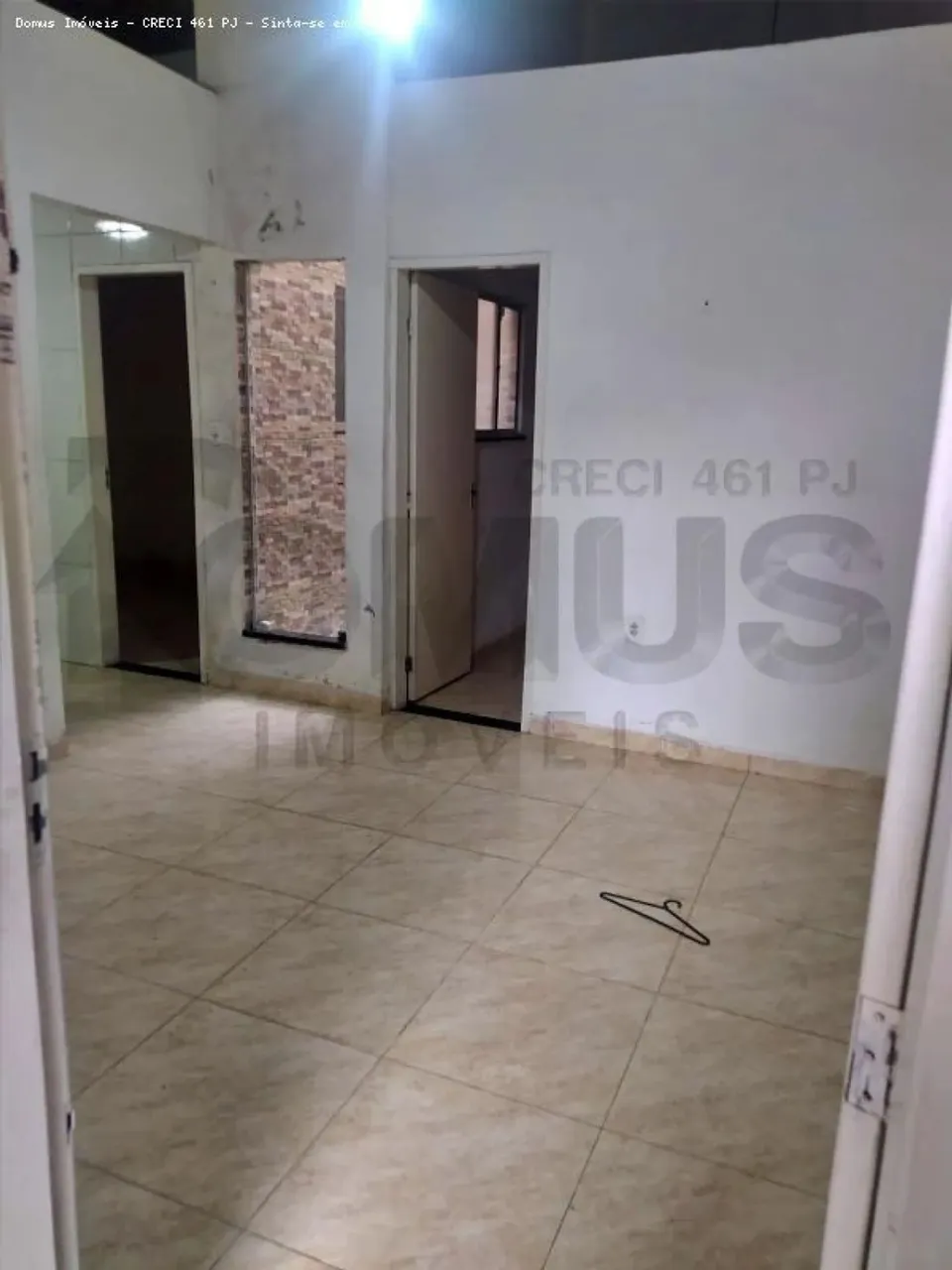 Casa Para Venda com 2 Quartos e 3 Salas no Conjunto João Alves