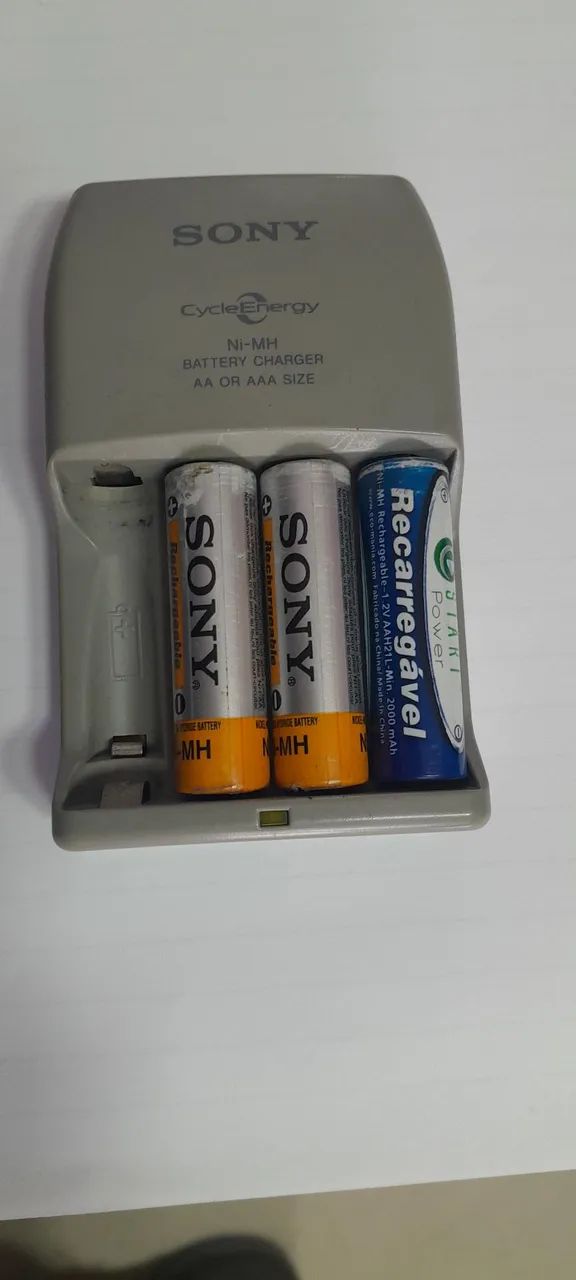 Carregador de pilhas SONY CICLE