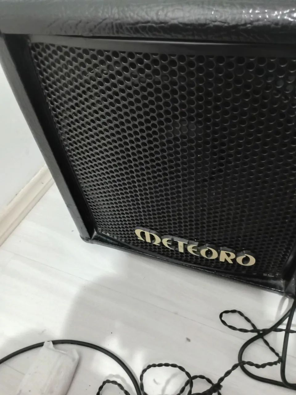  Baixo cort markbass +Cubo rx100 meteoro 