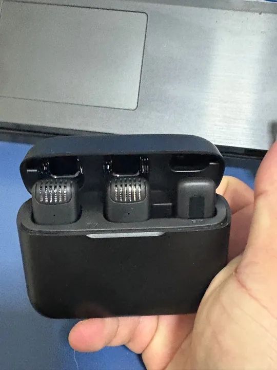 Fone de Ouvido Bluetooth Sem Fio J12 - Saída para iPhone