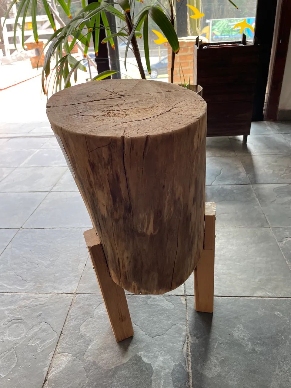 QUE COISA PRÁTICA E LEGAL ESTA MESINHA - design ecológico ORIGINAL  