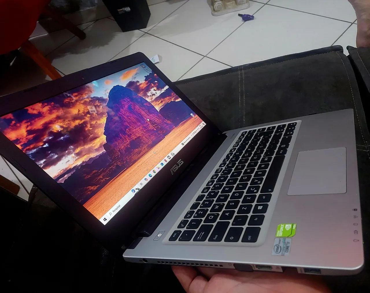 notbook Asus i7  - Foto 2