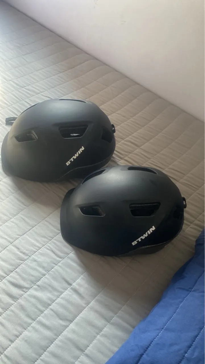Capacetes B?TWIN