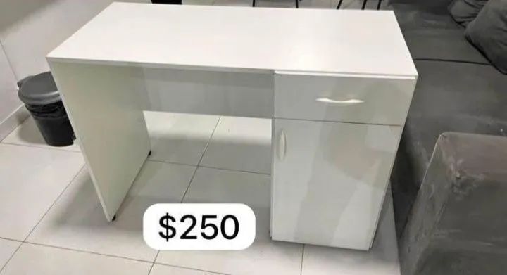 Escrivaninhas Branco em MDF (Preços estão nas Imagens)