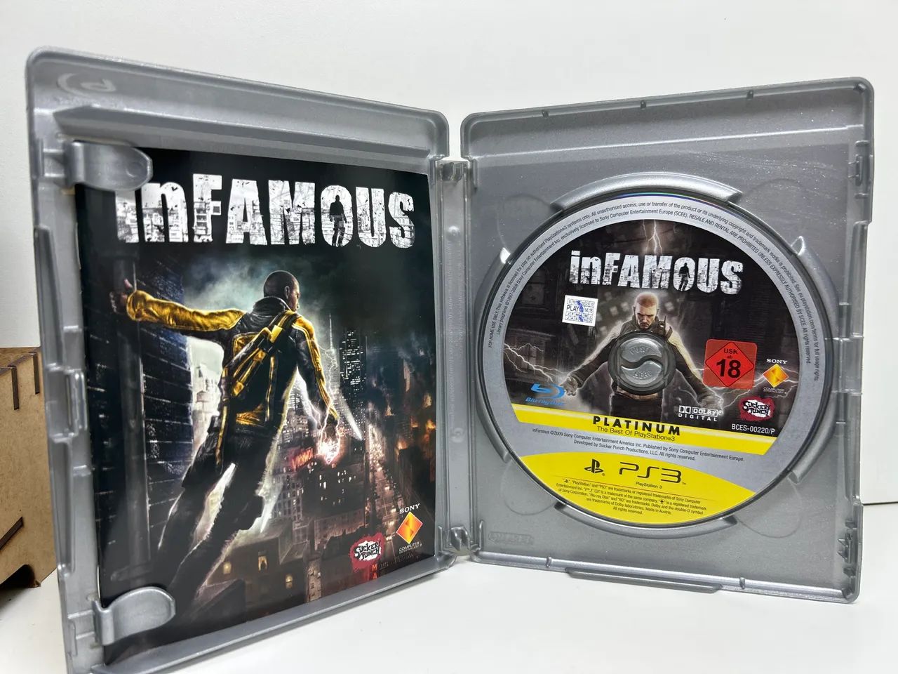 inFAMOUS PS364313239125762121