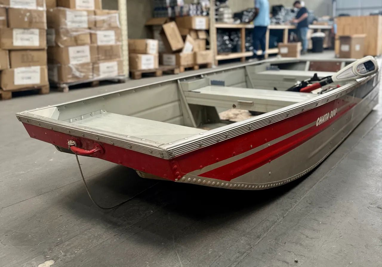 Barco Chata 300 Mogi Mirim novissimo + Motor Eletrico 54lbs + Motor 15hp  - Foto 5