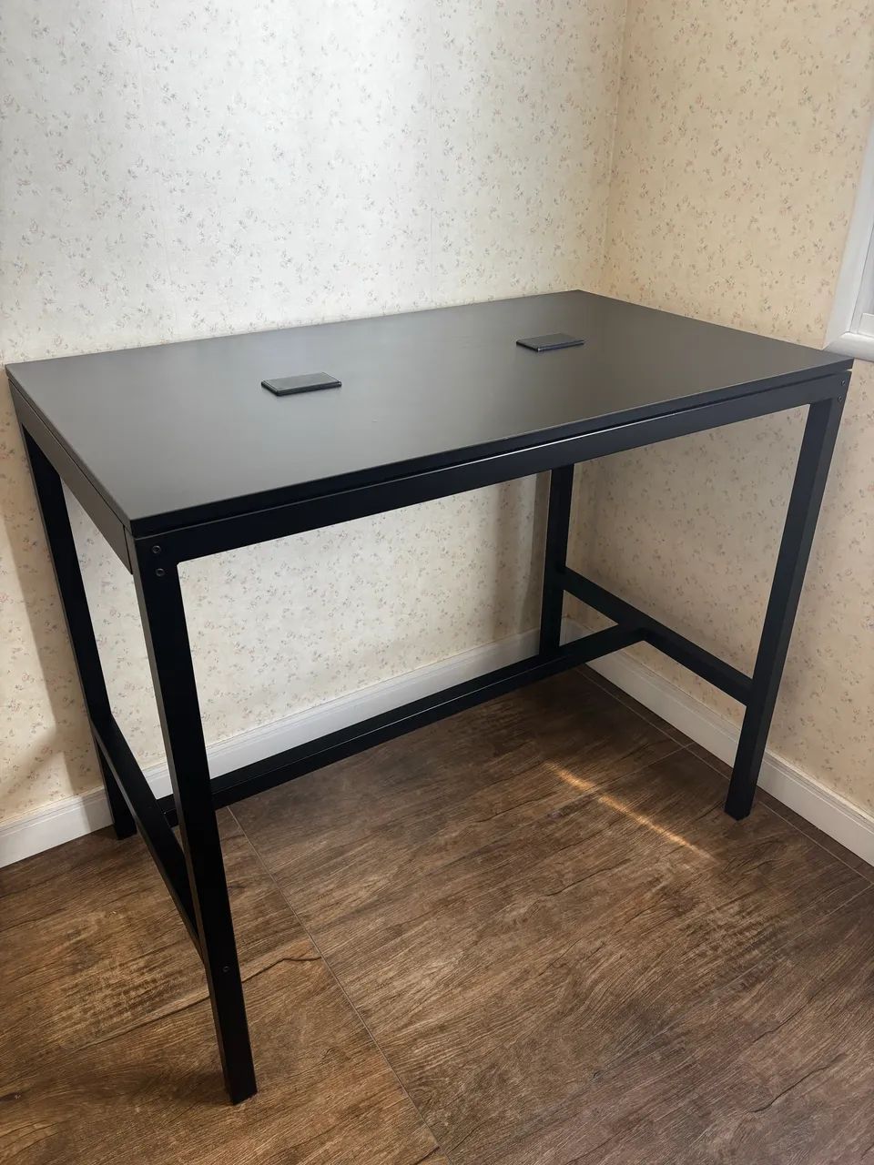 Bancada / Mesa de Trabalho Tok&Stok 1,20m - Excelente Estado