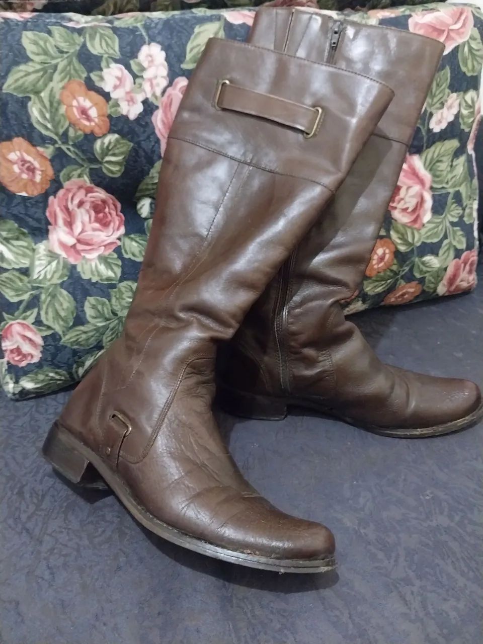Bota de couro legítimo 
