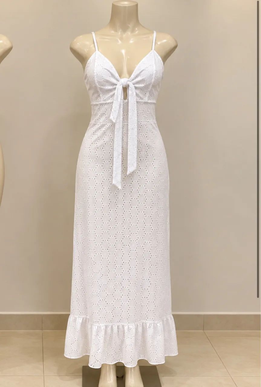 Vestido branco longo laço 