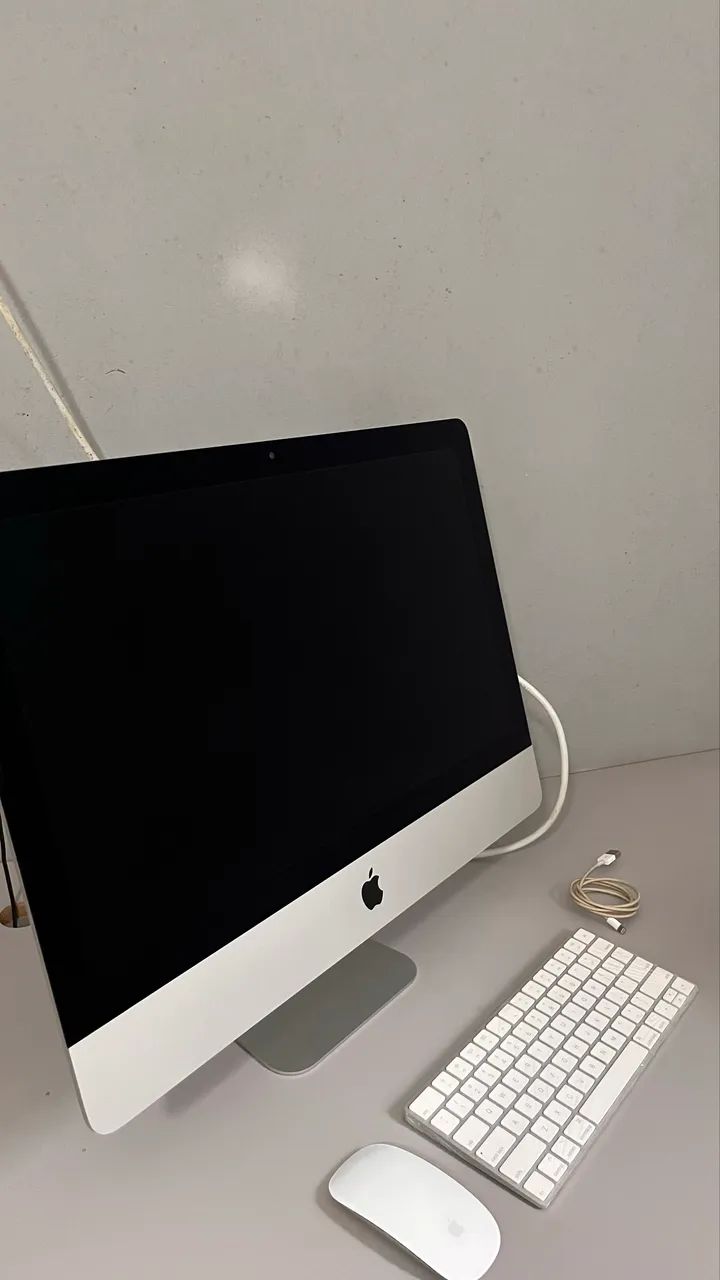 iMac 21,5 2017 - Computadores e Desktops - Rasa, Armação dos
