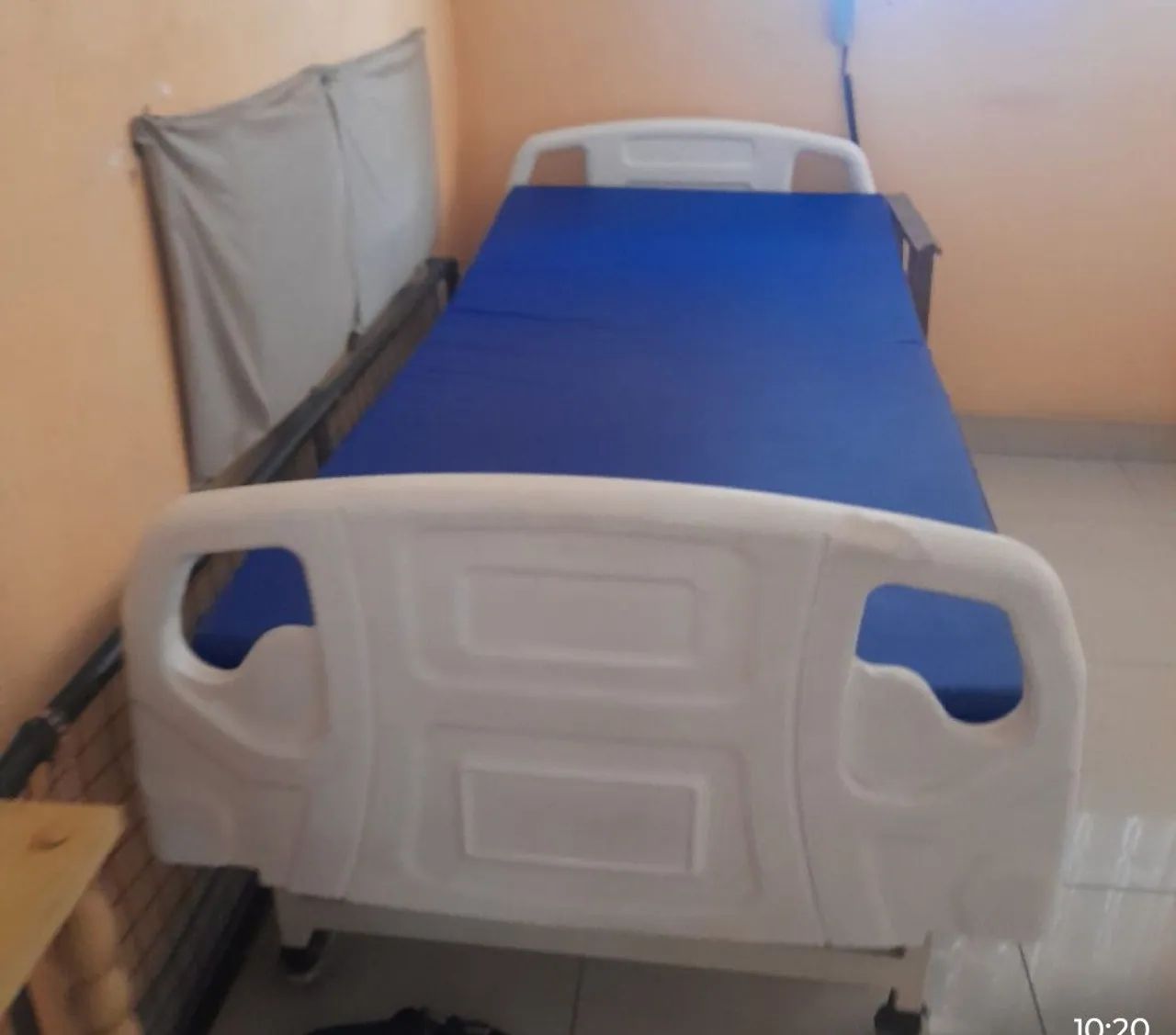 Cama hospitalar elétrica  - Foto 2