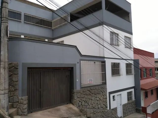 Apto com entrada independente e 2vaga de garagem - Foto 2