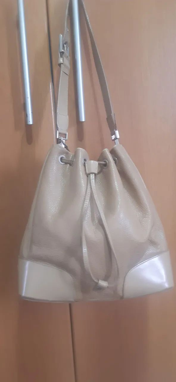 Bolsa nude em couro - Foto 5