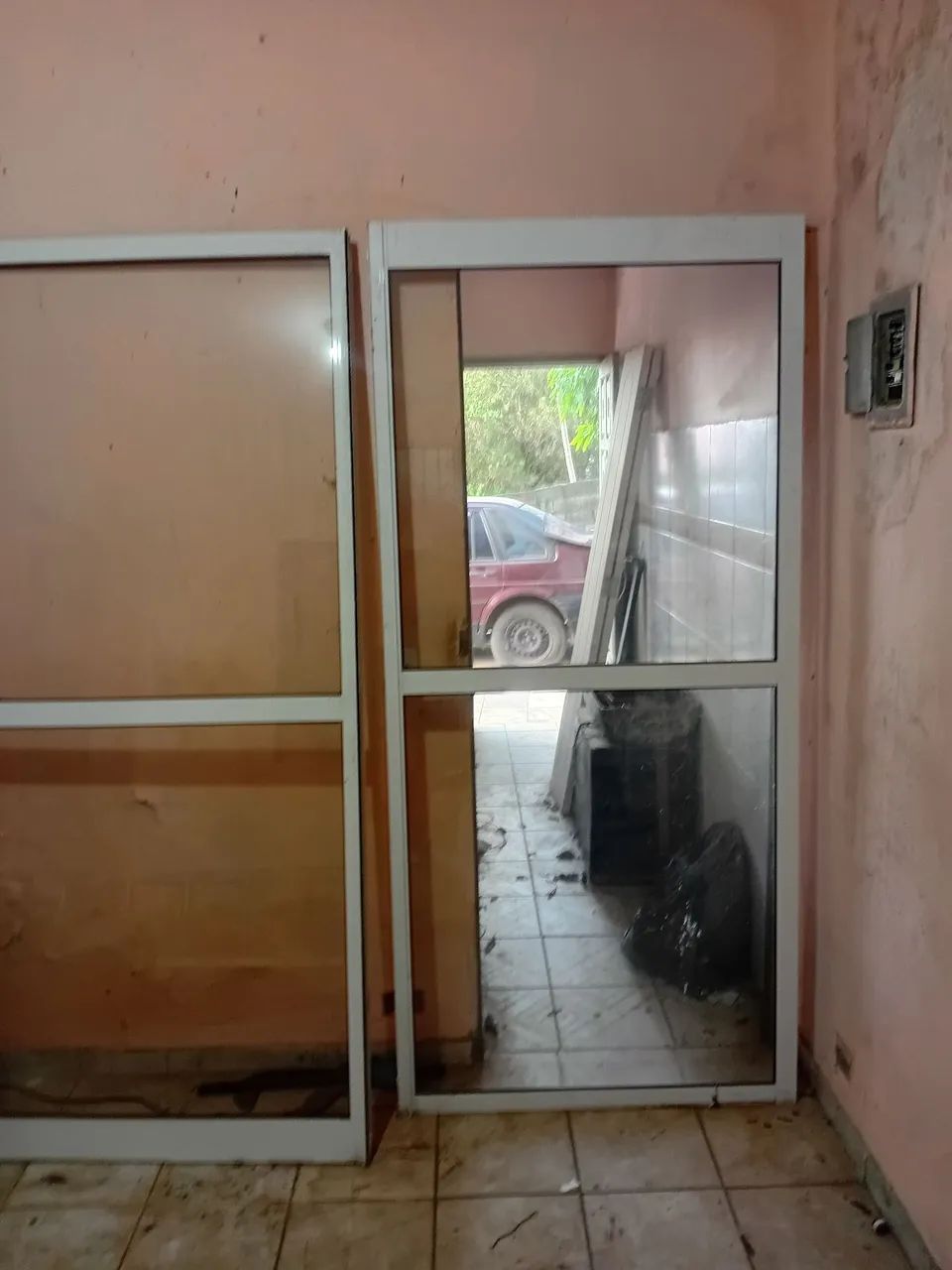 Portas  - Foto 3