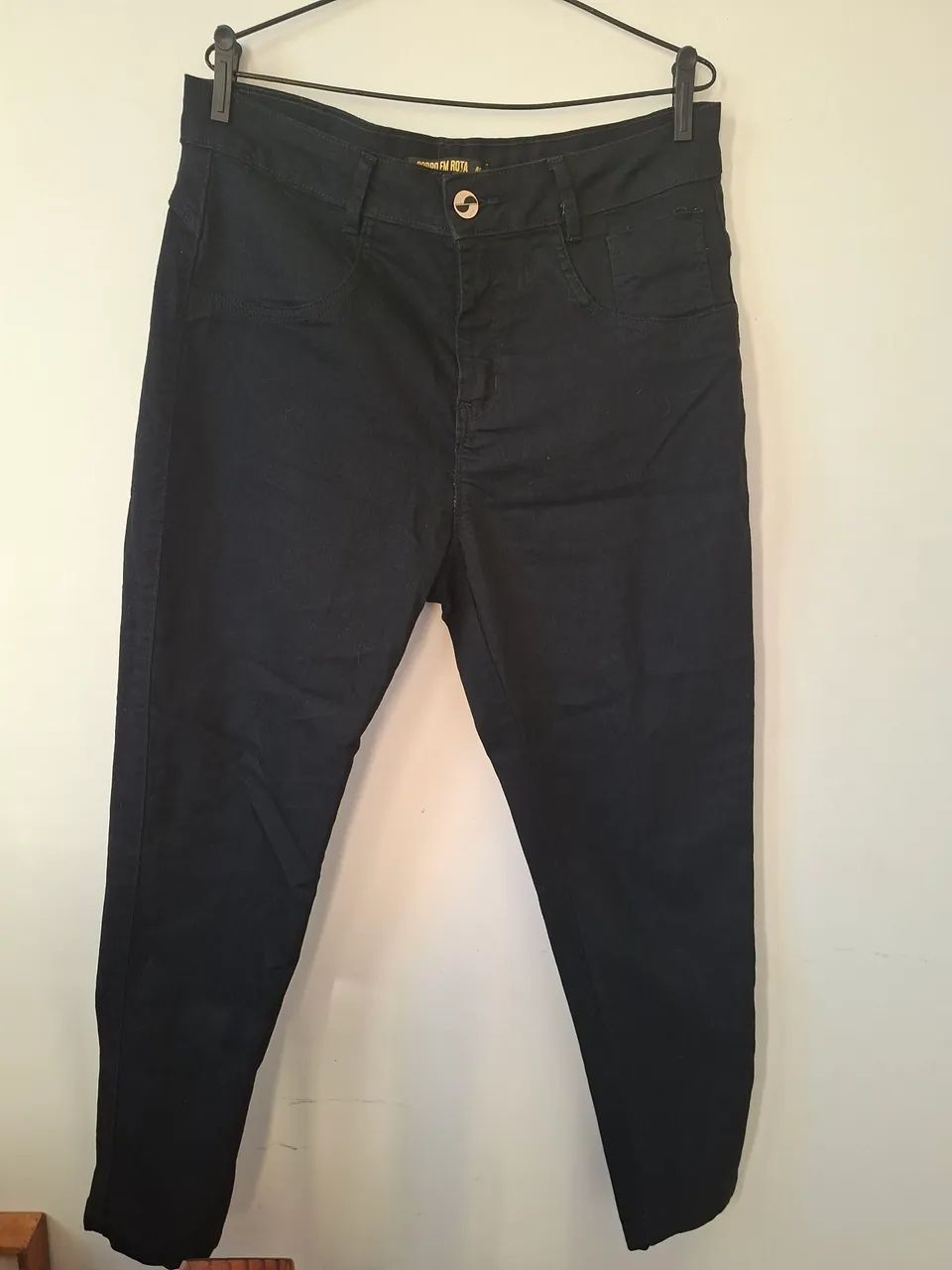 Calça jeans preta reta tamanho 46