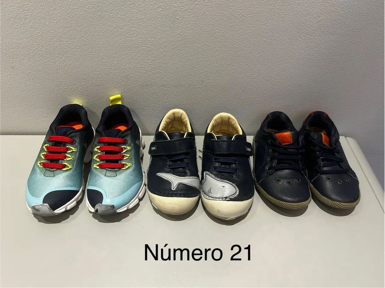 Lote de 1 tênis e 2 sapatos - BIBI - número 21