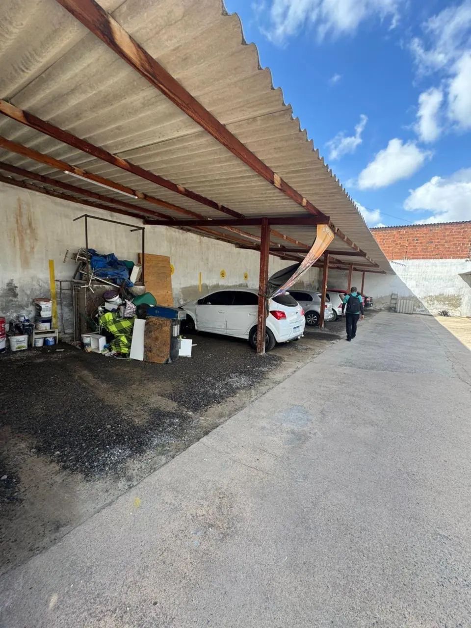 ESTACIONAMENTO NO BAIRRO JOÃO MOTA - Foto 2