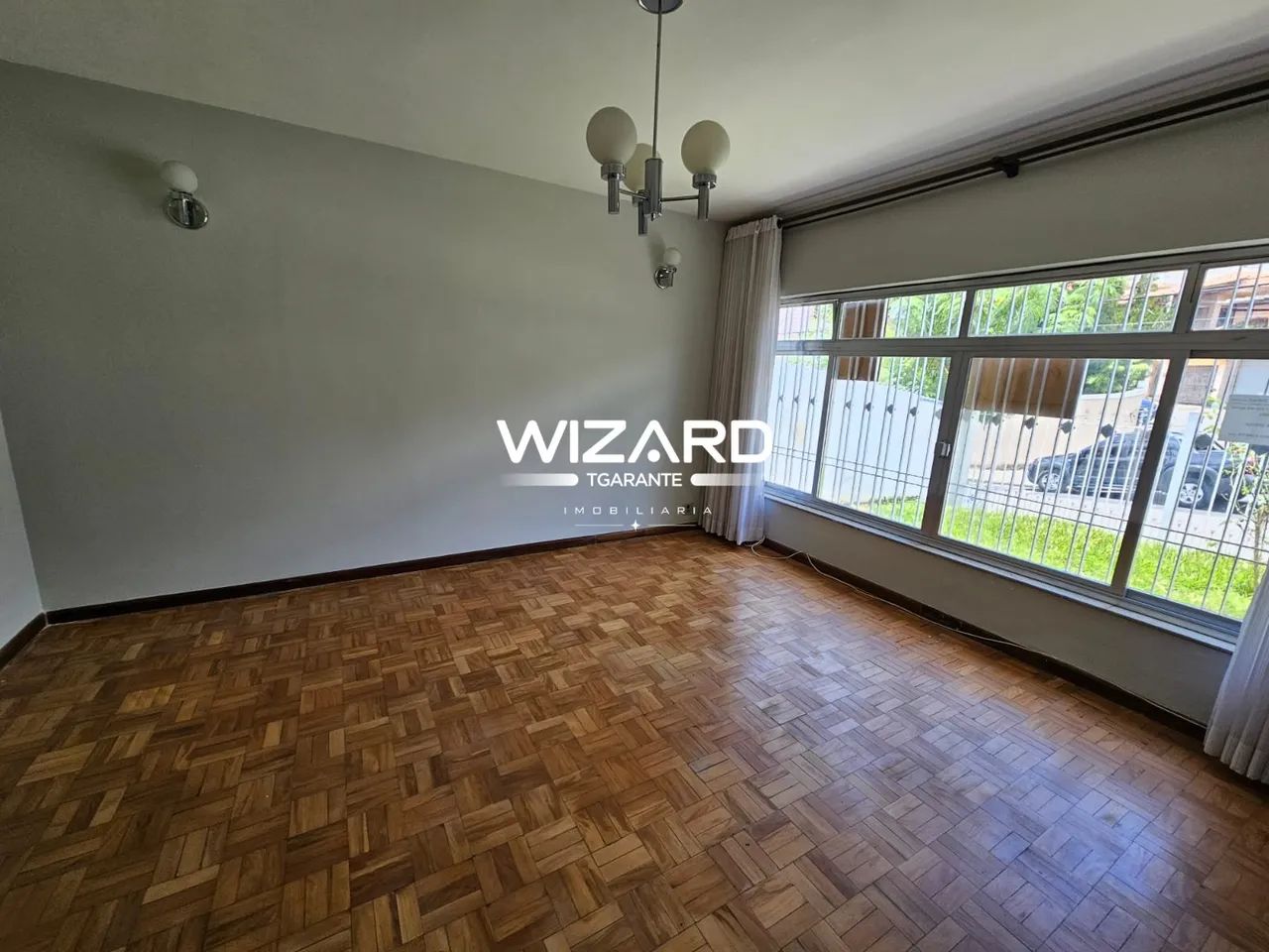 Casa Térrea com Quintal Gramado 2 dormitórios + Salão nos Fundos - Foto 2