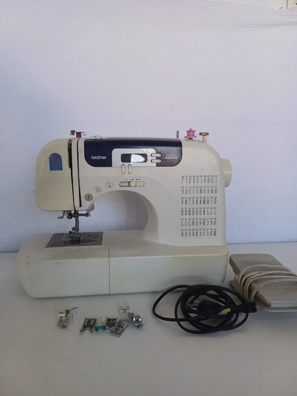 Máquina de costura  - Foto 2