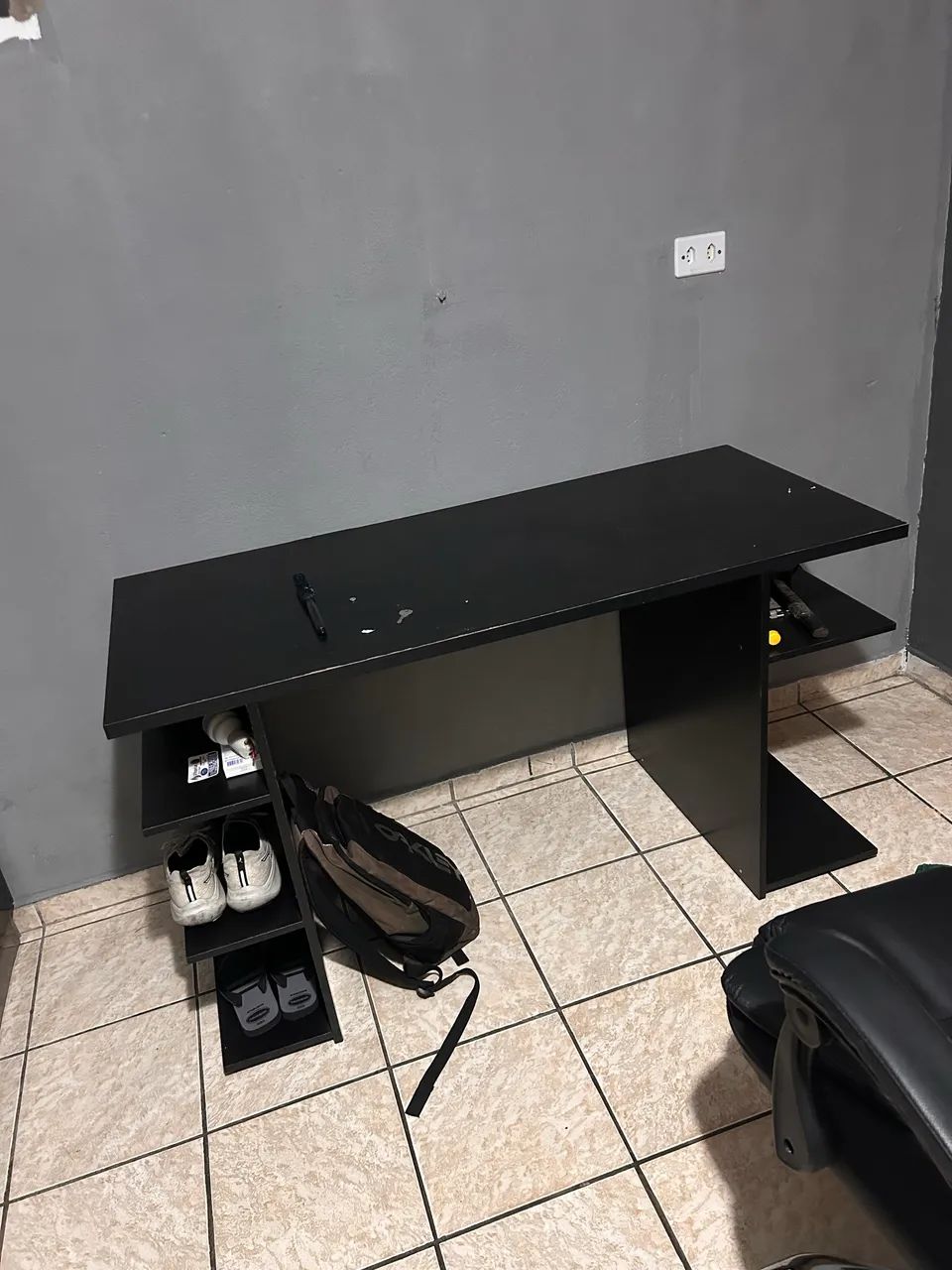 Mesa gamer usada 