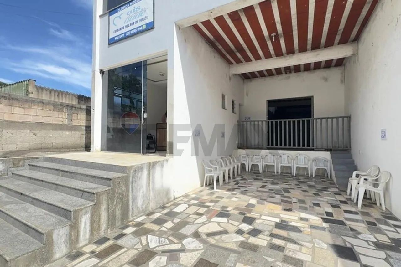 VENDO PRÉDIO COMERCIAL EM SILVA JARDIM /RJ - Foto 2