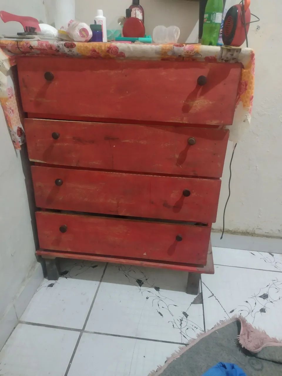 Vendo essa cômoda de mandeira - Foto 2