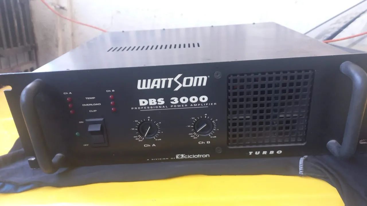 Amplificador e mesa de som - Foto 4
