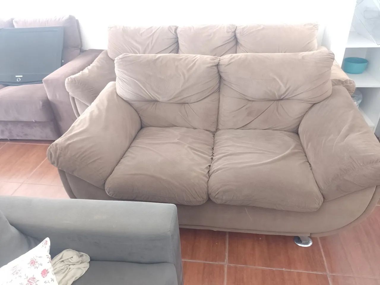 Vendo esses sofás em ótimo estado de conservação  - Foto 2