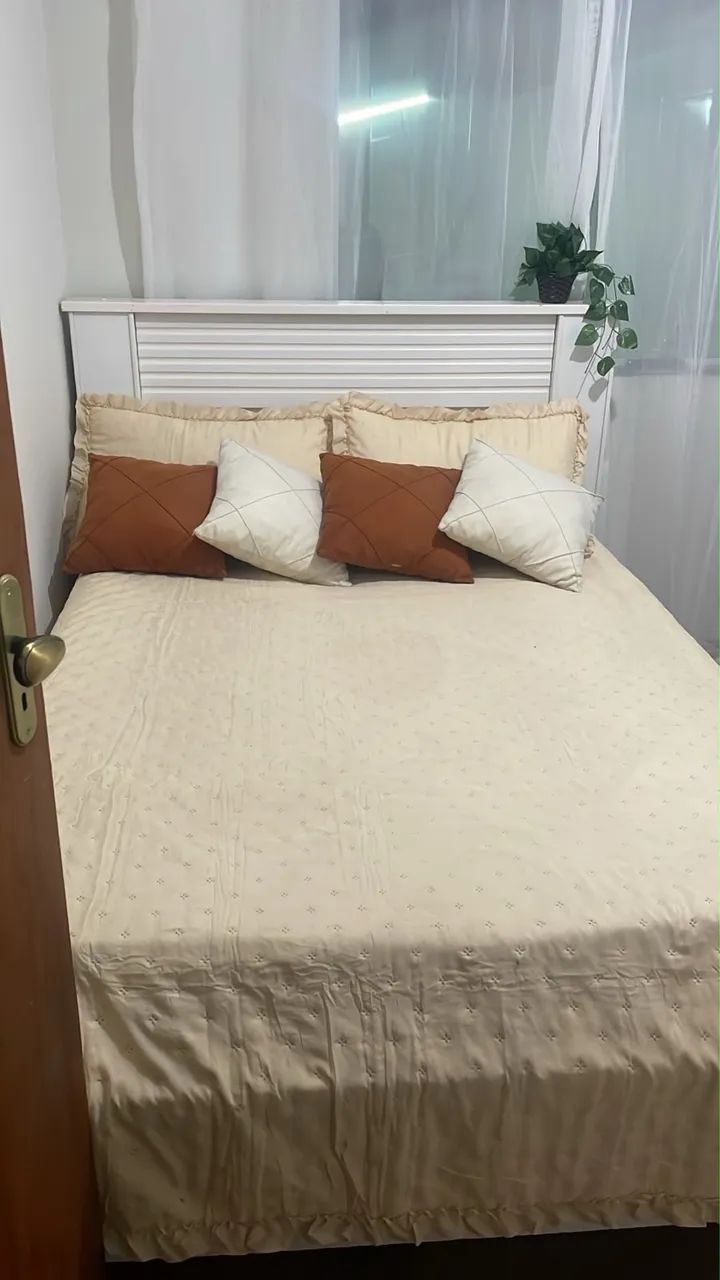 Cama casal com colchão Excelente - Foto 2