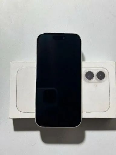 iPhone 16 Branco 128GB + Garantia 3 meses