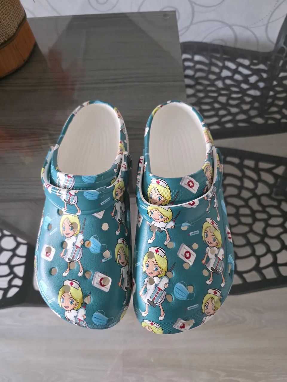 Vendo crocs novo - Foto 2