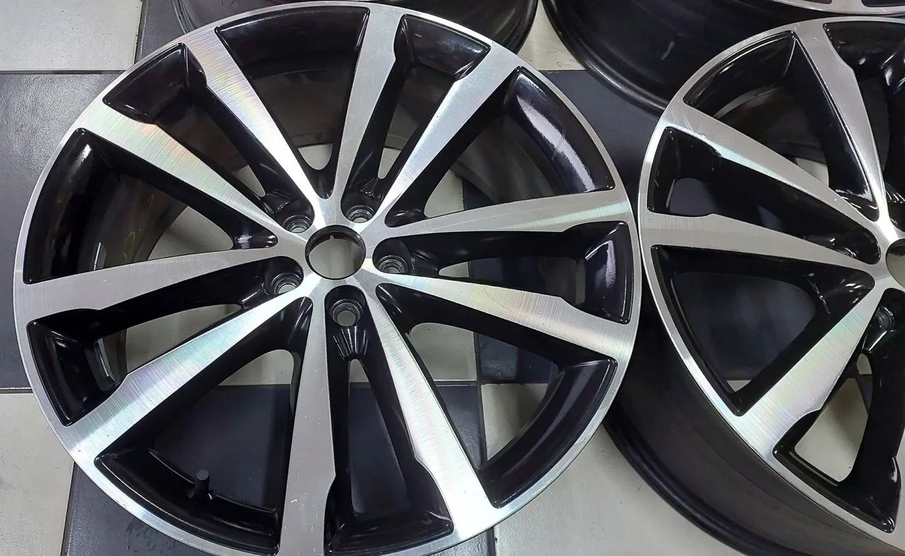 Roda Jaguar E Pace Aro 20 5x112 - Foto 2