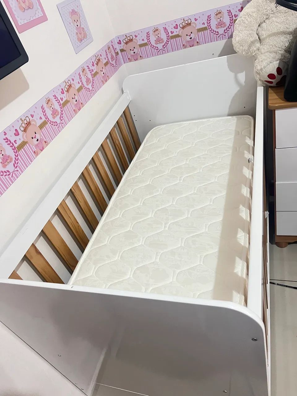 Vendo berço bb q vira cama e sofá MDF  - Foto 2