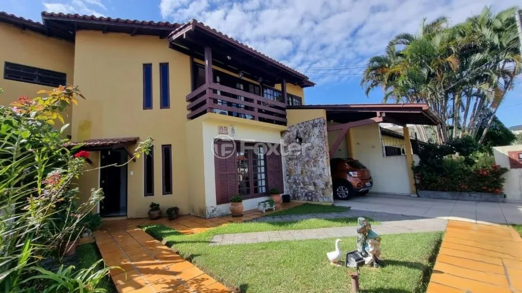 Casa à venda Rua Itamirim, Itacorubi - Florianópolis