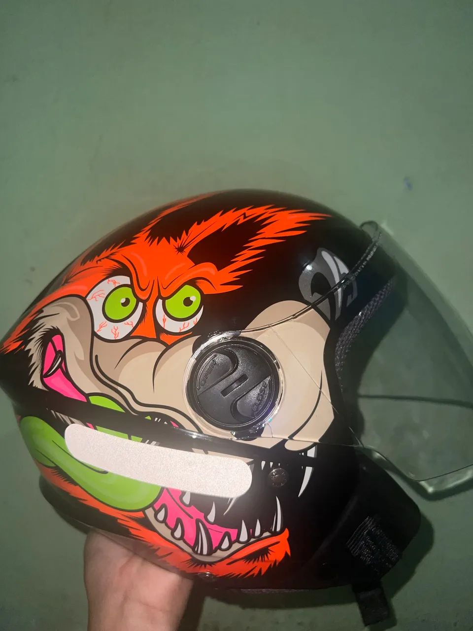 Capacete á venda ótimo preço 