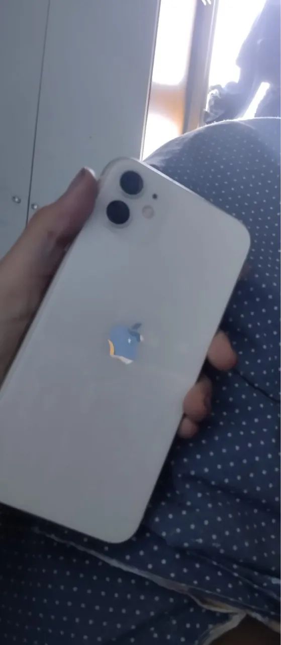  VENDO IPHONE 11 EM PERFEITO ESTADO 