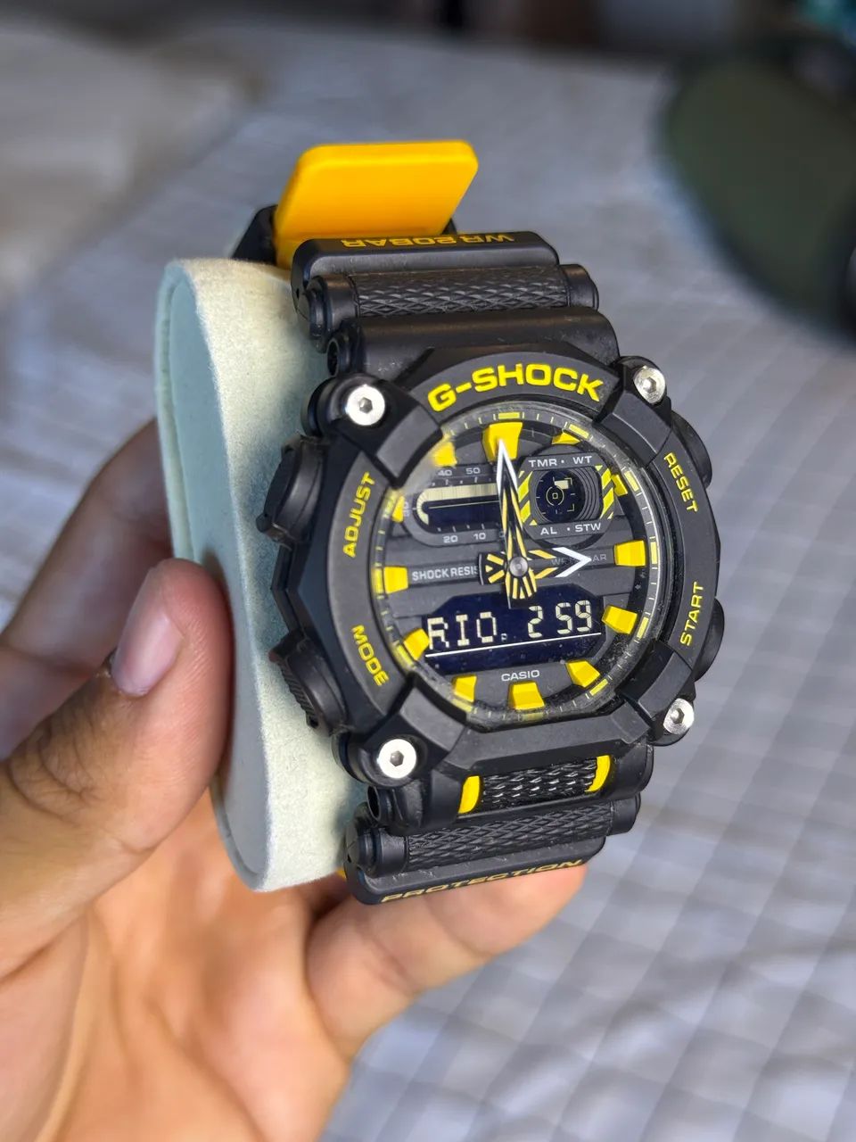 Casio G-Shock GA-900A-1A9 | 1 Ano de Garantia
