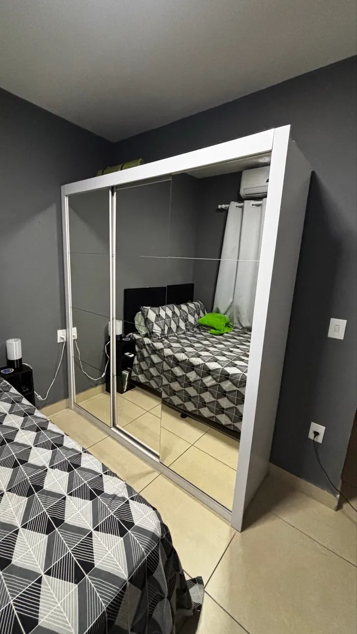 Guarda-Roupa Branco 3 Portas de Correr com Espelho  - Foto 2