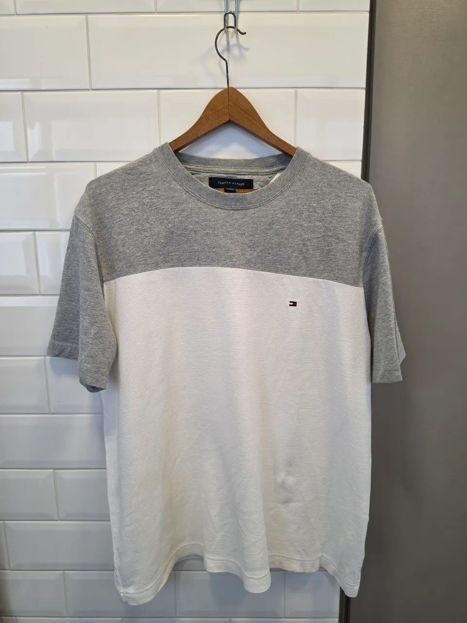 Camiseta Tommy Hilfiger - Foto 3