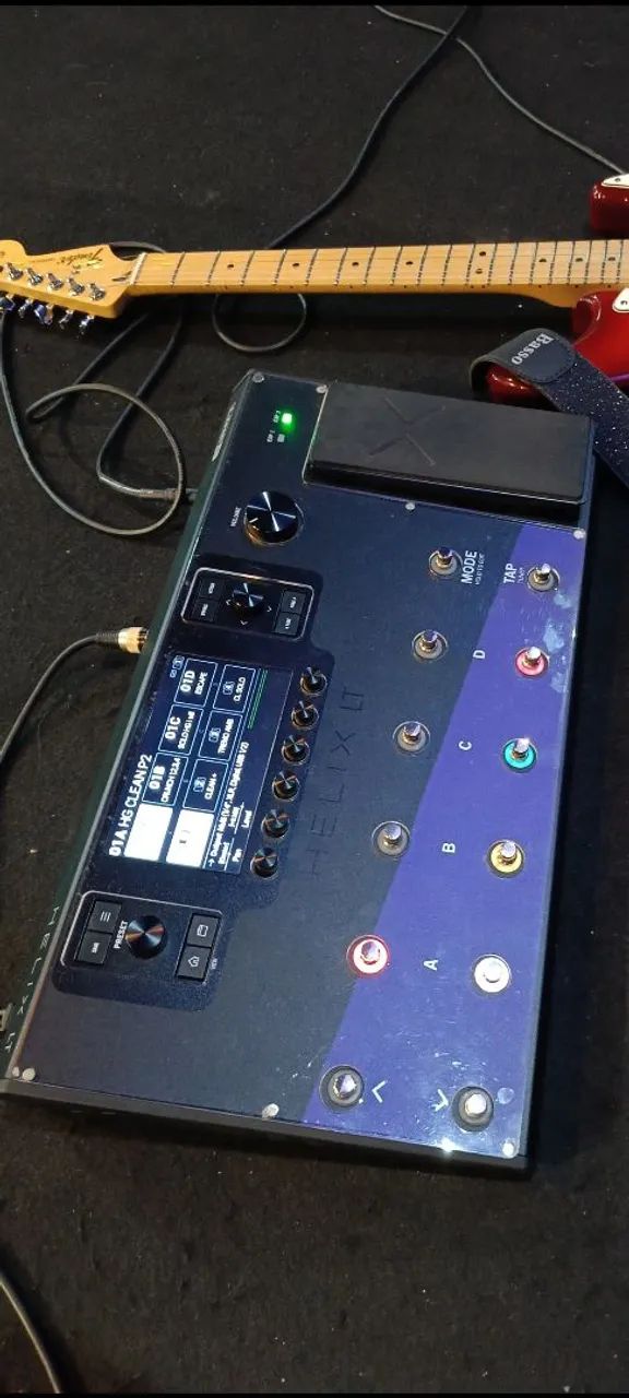 Pedaleira para guitarra Helix lt