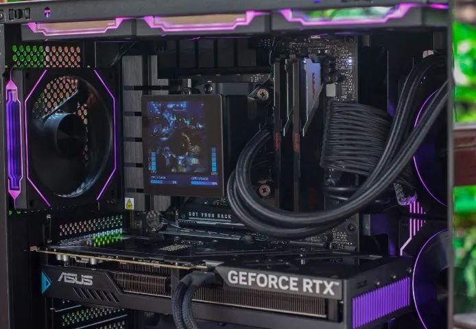 7800X3D - 32GB - RTX 5070 - Foto 4
