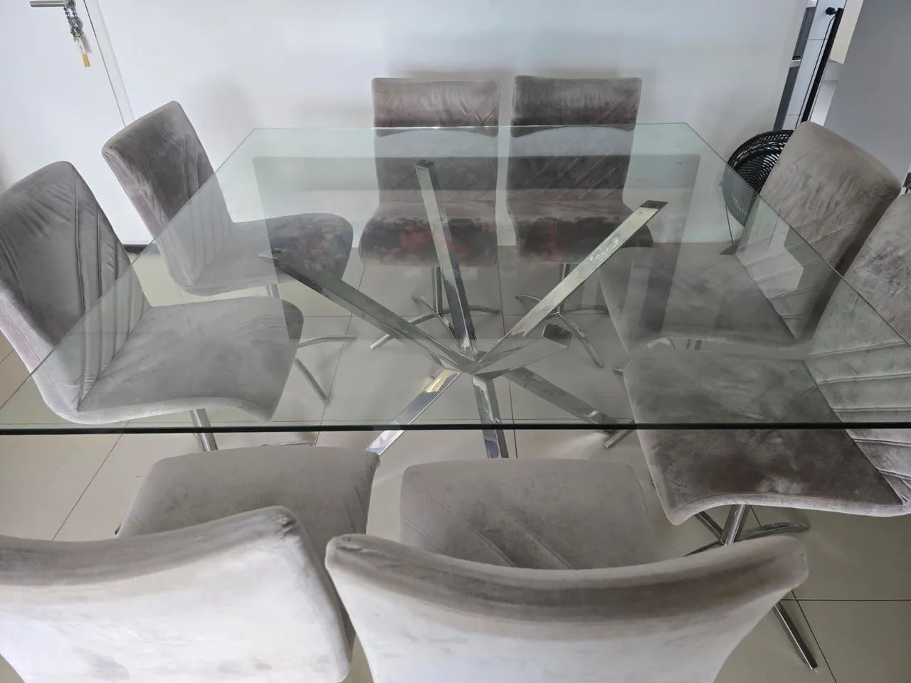Mesa quadrada com 8 cadeiras  - Foto 3