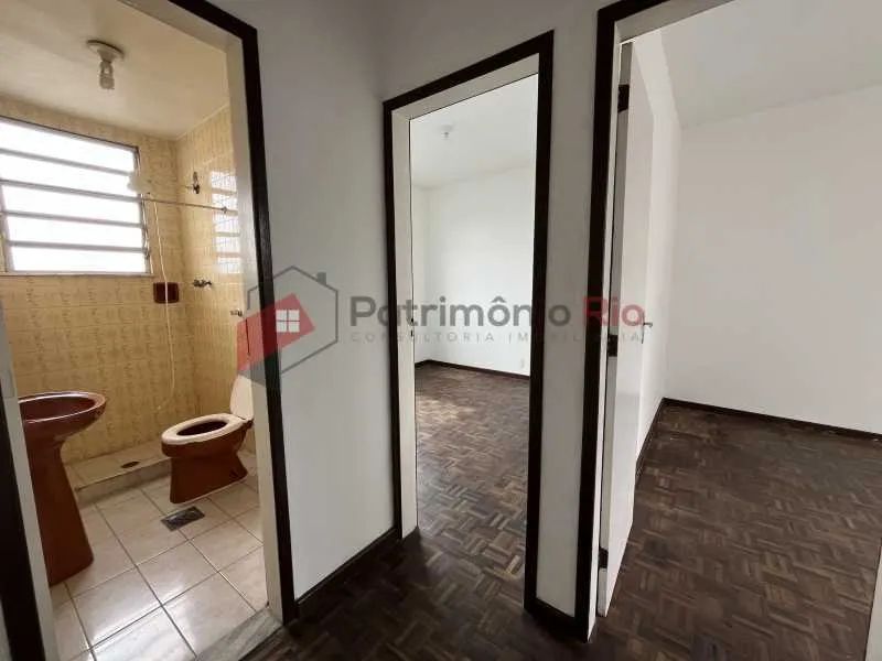 Apartamento 2 quartos - varanda e 1 vaga de garagem - em Irajá - Foto 5