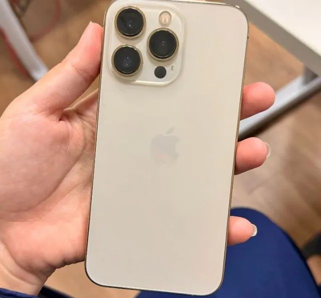 Iphone 12 pro max sem detalhes 
