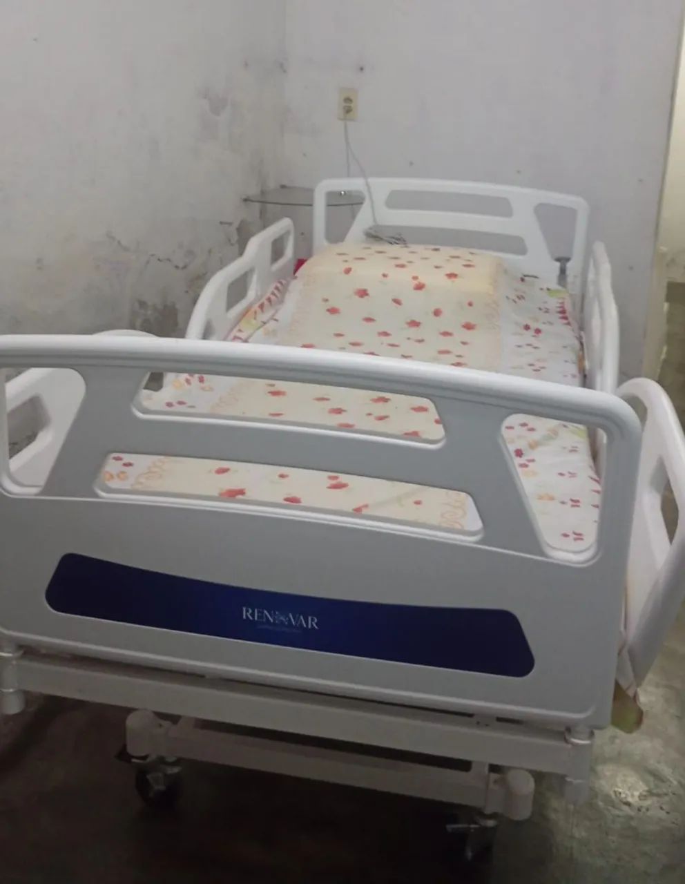 Cama hospitalar 