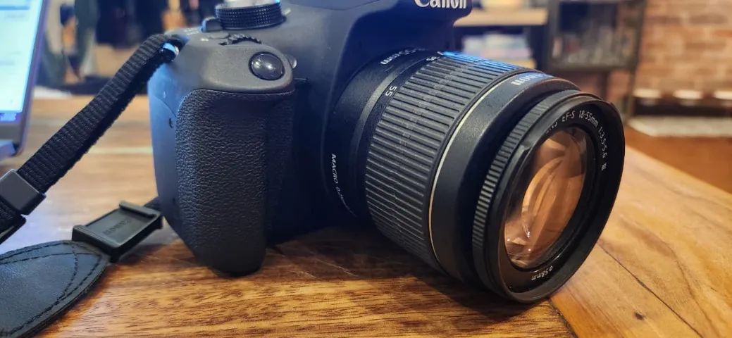 Camera Canon T5 Semi Nova