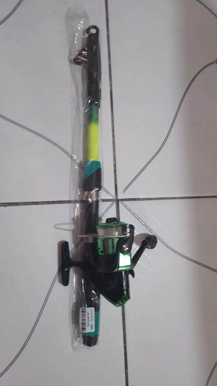 Kit com vara d pesca completo com molinete linha e 15 anzóis  - Foto 3