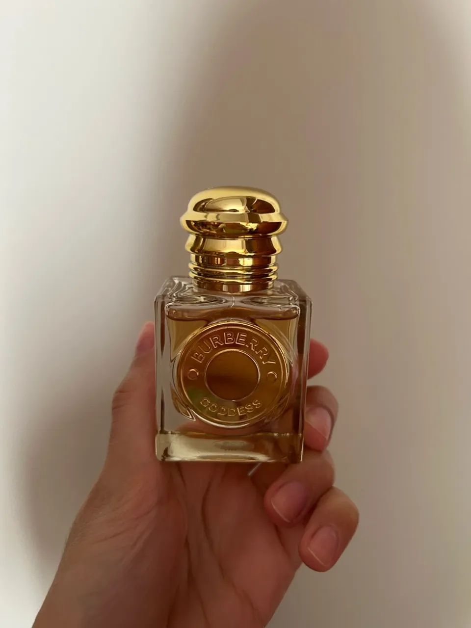 Perfume burberry goddess