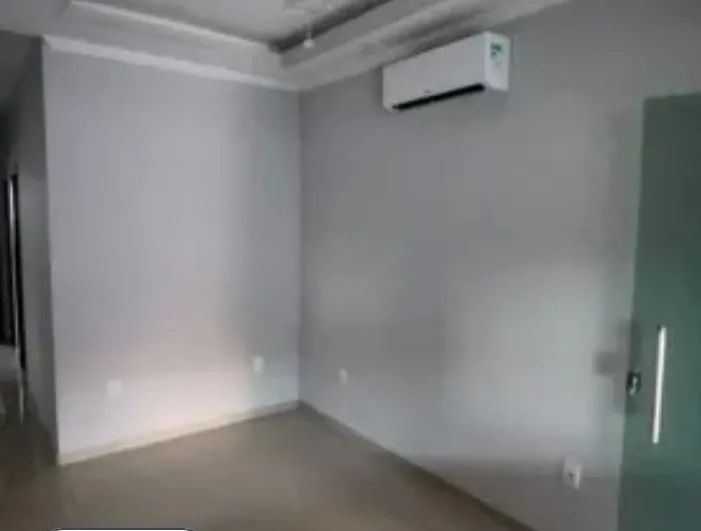 CASA 3 QUARTOS COM SUITE PISCINA E 5 VAGAS - Foto 3