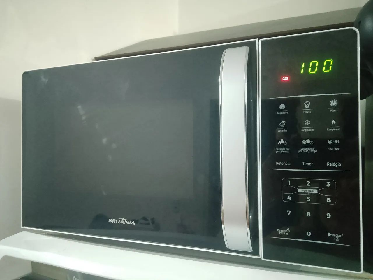 Microondas Britânia 